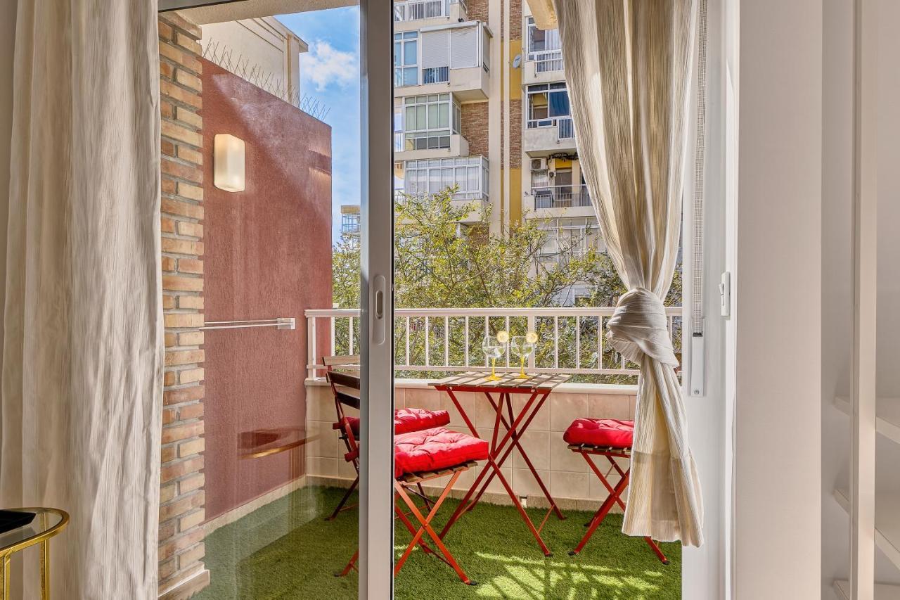 Estudio Deluxe A Estrenar Apartment Benalmadena Bagian luar foto